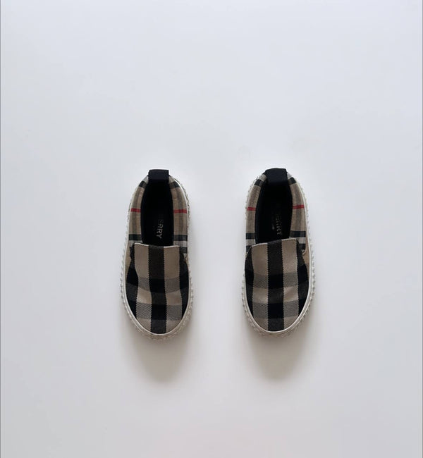 Burberry shoes infant 27