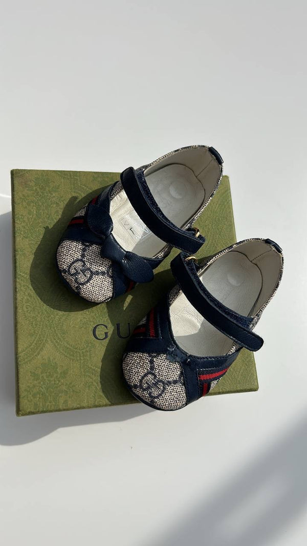 Gucci shoes size 3