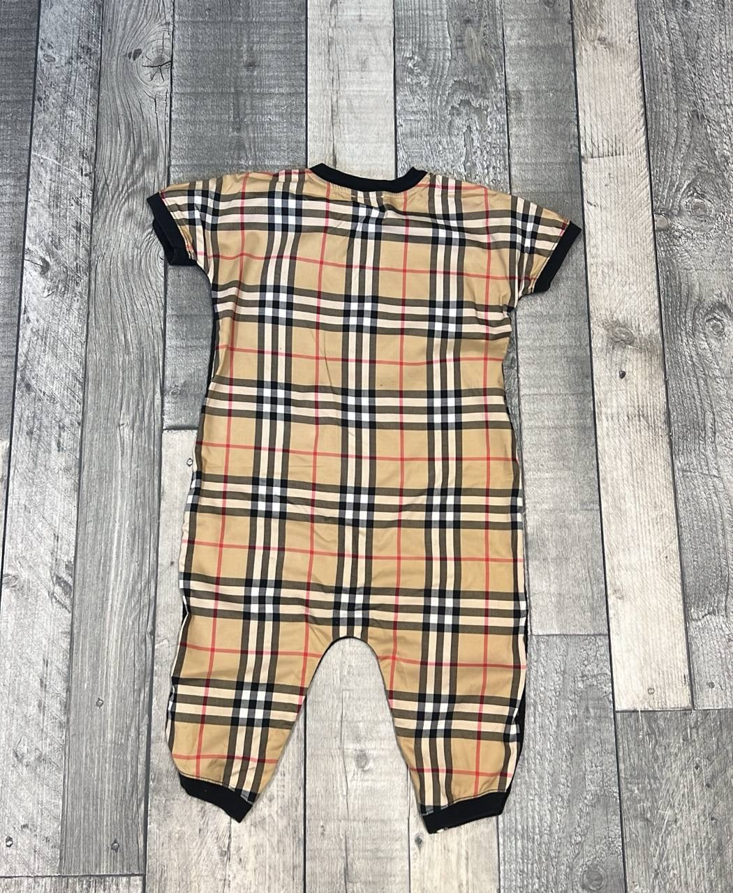 Burberry romper 18m