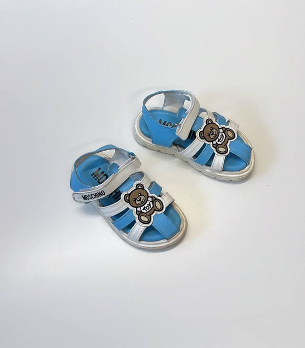 Moschino sandals size 25