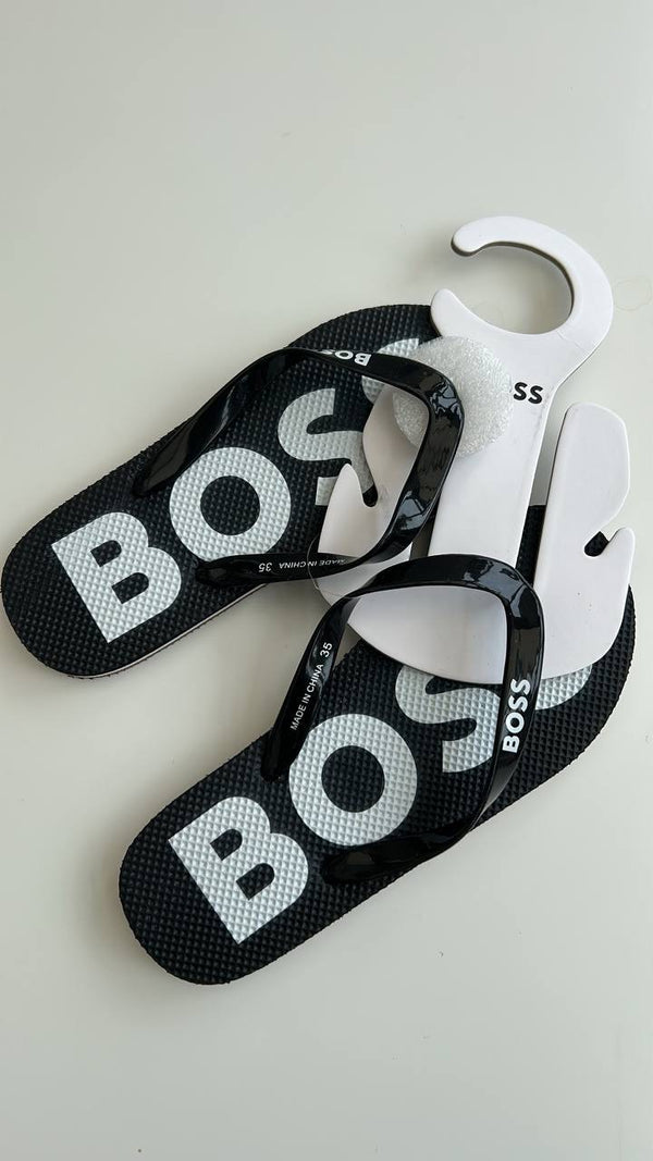 Boss flip flops size 35