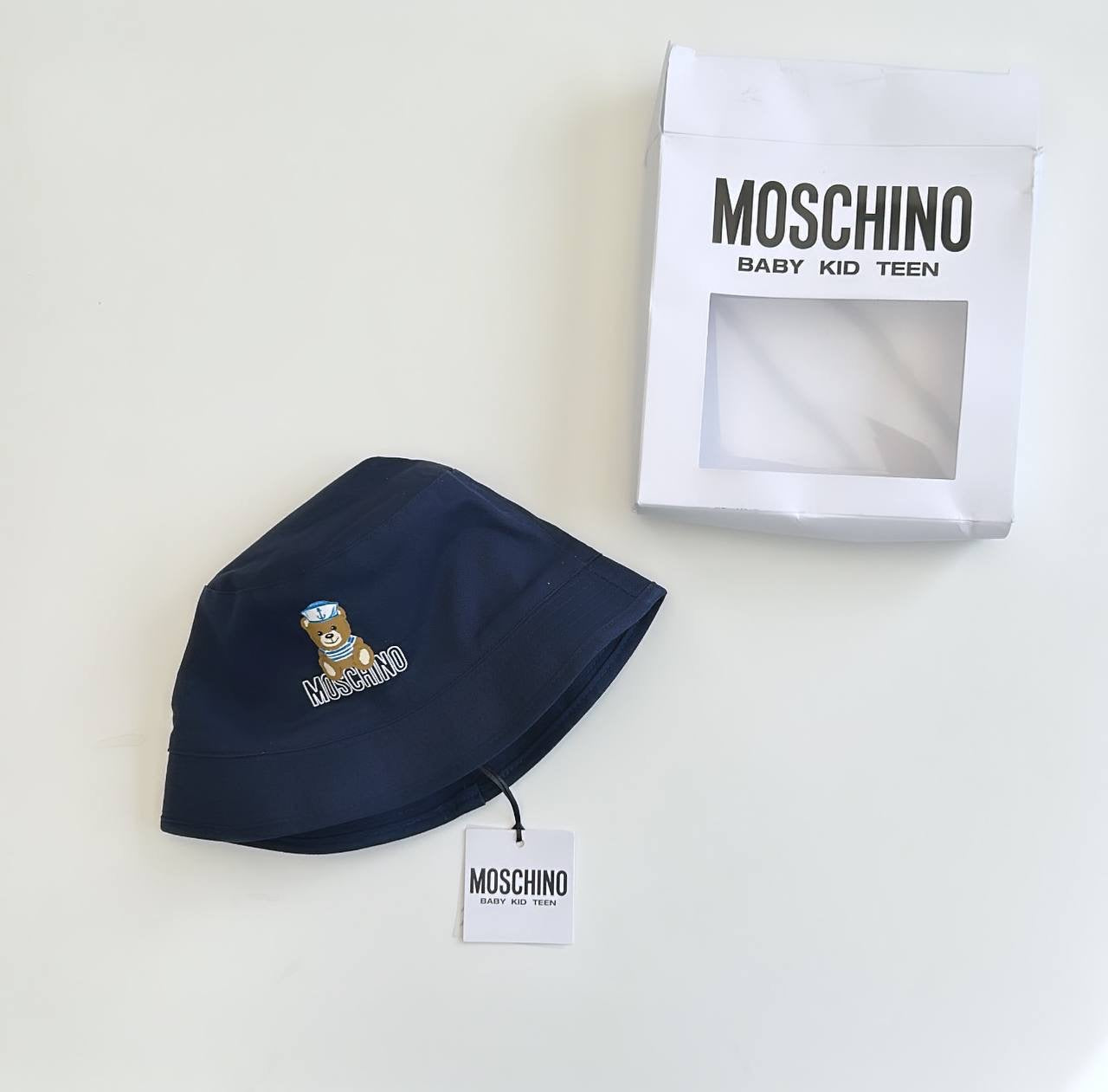 Moschino bucket hat - multiple sizes