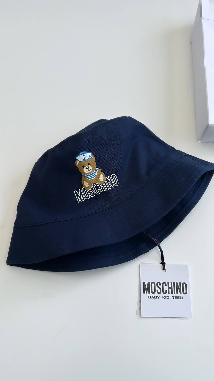 Moschino bucket hat - multiple sizes