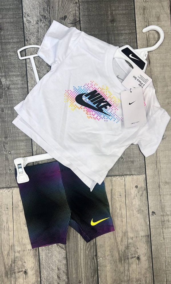 Nike short set age 18m, 24m