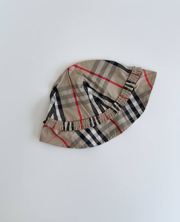 Burberry hat 9M