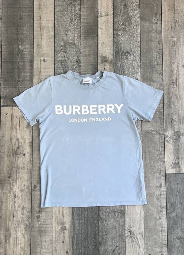Burberry tee age 12